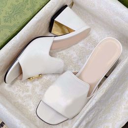 Genuine Leather Sandals Luxury Sexy Slippers Designer Sliders Real leather Summer Woman Beach Flat Heels Lady Flip Flops with Box and Dust Bag
