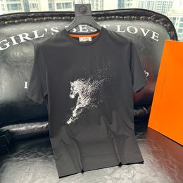 Mens Crew Neck T shirt designer shirt Summer Fashion Tops Luxurys brand Unisex style Tshirt S-2XL