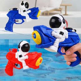 Sand Play Water Fun Astronaut Water Gun Summer Party Outdoor Water Gun for Pool for Children Toy Kids Beach Sports Water Fighting Game Gifts