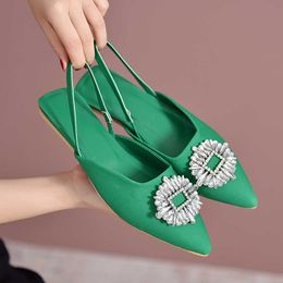 Сандалии Новые женские туфли заостренные пальцы на мелководье обнаженной зеленый черный синий алмаз на низких каблуках.
