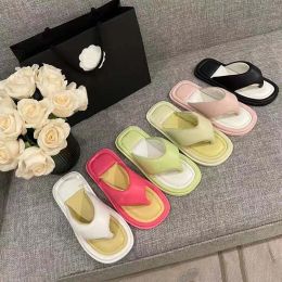 2022 summer new sandal slipper women white flip flops bread thick soles High slippers sandals platform shoes fashion versatile