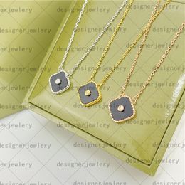 luxury Jewellery clover necklace for women gold chain plant flowers pendant stainless steel jewellery diamond chains girl couple gifts fashion designer necklace