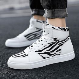 Men Casual Canvas Shoes PU Leather Patchwork High Top Sneakers Male Zebra Pattern Skateboard Shoes Outdoor Flats