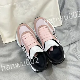 2023 new top Hot Men's and women's casual shoes daily life shoes women's leather small white shoes men's training shoes