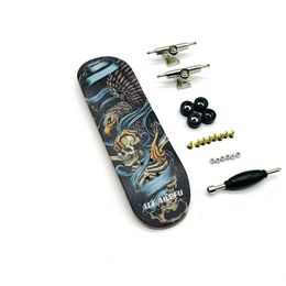 Novelty Games Fingerboard Set Wooden Complete Finger Skate Board with Alloy Truck Bearing Wheels Mini Skateboard Kid Toys for Boys 230509