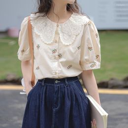 Women's Blouses Chic Summer Small Fresh Floral Emboidery Shirt Women Cute Lace Doll Collar Short Sleeve Blouse Sweet Woman Vintage