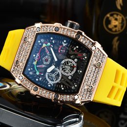 Wristwatches 3pin diamond automatic Men's luxury full function quartz silicone band gift 230509