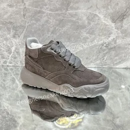 2023top new Men Sneakers Designer Casual Shoes Classic Do-old Dirty Shoes Mid Double height Bottom Trainers Leather Glitter Golden women Quality