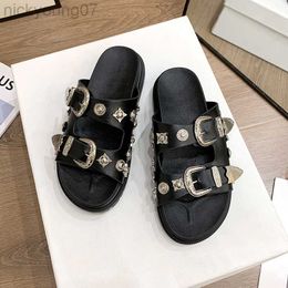 Slippers Retro Belt Buckle Platform Women's Shoes Summer Rivets Decorative Flats Slippers Comfortable Outer Wear Slides Girl Casual Shoes Y23