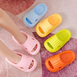 Slipper Summer Kids Slippers Protect Toes Solid Color Boys Bathroom Anti-Slip House Shoes Toddler Children Girls Baby Soft Sole Shoes 230510