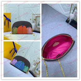 Old Flower Pumpkin Large Makeup Bags Chain Cross Body Bag Luxury Lipstick Special Compartment Bag Designer Curved Zipper Opening And Closing