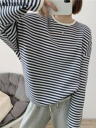 Women's Hoodies Sweatshirts BGTEEVER Autumn Casual Striped Pullover Knitted Cotton Female Longsleeved Loose Tops Tee Shirt Femme 230510