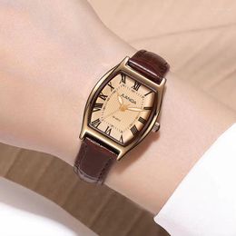 Wristwatches 2023 Arrival Tonneau Design Fashion Casual Wristwatch Bracelet Simple Elegant Ladies Quartz Watches For Women Montre Femme