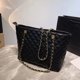 2023Ssw France Womens Vinatge Jumbo Classical Quilted Bags Aged Gold Metal Hardware Matelasse Chain Shoulder Handbags Luxury Designer Large