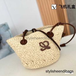 Designer Bags Totes Straw Beach Totes Bag Designer Handbag Women Woven Bag Hollowed Out Shopping Bags Large Capacity Leather Strap Fashion Summer Vacation Bag