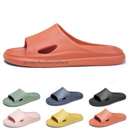 Men Women Summer Light Weight Bathroom Shower Slippers Silent Practical Couple Slide Comfortable Soft Mens Womens Home Indoor Outdoor Beach Sandals Hole Shoes B022