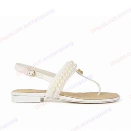Designer sandals slippers caviar pearl slides sheep leather women summer outdoors slippers pretty sandals beach slides weekend vacation slipper Highquality