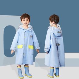 Rain Gear Kids Thickened Rain Coat Outdoor Waterproof Raincoat Children Windproof Poncho Boys Girls Winter Student Rainwear 230511