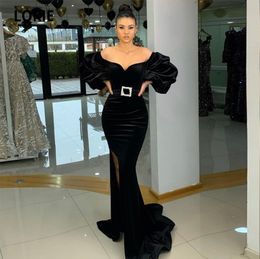 Arabic Evening Dresses Black off Shoulder Long Puffy Sleeves Velvet Mermaid Prom Gown Party Dress abendkleider