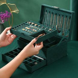 Jewelry Boxes WE 3 layers Green Stud Organizer Large Ring Necklace Makeup Holder Cases Velvet Box with Lock for Women 230511