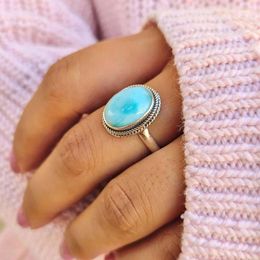 Cluster Rings Bohemia Blue Stone Finger For Women Fashion Elegant Temperament Ring Party Gift Ladies Jewelry Charms Accessories