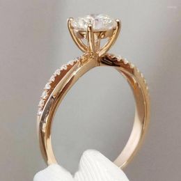 Wedding Rings Huitan Modern Fashion Design Woman Ring Luxury Gold Color Engagement Simple And Elegant Female Jewelry Wholesale