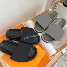 Designers Luxury Pool Pillow Mules Women Sandals Sunset Flat Comfort Mules Padded Front Strap Slippers Genuine leather Fashionable Easy-to-wear Style Slides B9