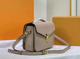 Designer shoulder bag luxury womens handbags Pochette totes Top-quality embossed flower letter Empreinte message bags ladies fashion crossbody purses #780B