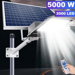 2000 Mäktig Solar Street Light Outdoor Aluminium Garden Sunlight Remote Control Waterproof Solar Light