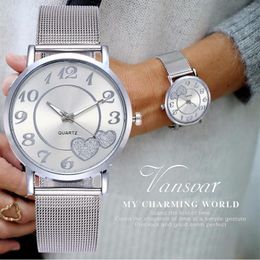 Wristwatches Drop Women Silver & Gold Mesh Love Heart Dial Fashion Steel Quartz Watches For Valentine's Day Gift Clock