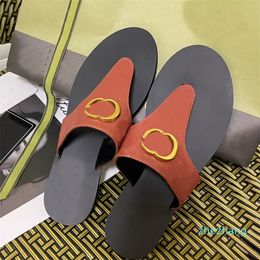 2023-Women's Slippers Designer Slippers Fashion metal sandals women's flip-flops with clip toe casual slippers