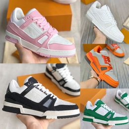 Womens Mens Classic designer Sneakers Flat Casual Shoes top quality designer grained denim calfskin leather Italian Ladies Designer Low cut sports shoes