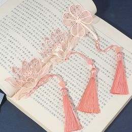 Metal vein bookmark duplicates classical literature and art hollowed out lotus ancient style to send teachers students day gift Teachers' Day gift