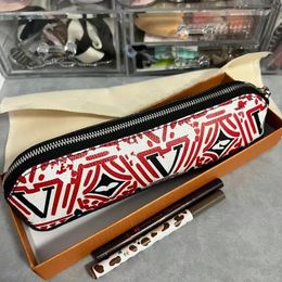 Luxury Leather Pen Bag Portable Single And Double Rollerball Pens Ballpoint Pen Holder High Quality Stationery Supplies Pencil Case As Nice Gift AAA