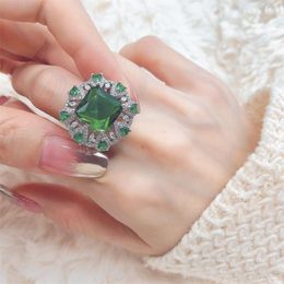 Cluster Rings Luxury Vintage Temperament Ring With Bling Green Zircon Stone Women Fashion 925 Silver Plated Cocktail Party Resizable