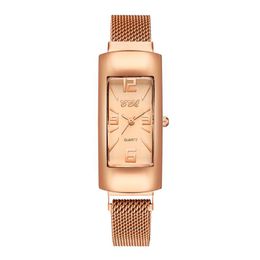 Wristwatches Women Fashion Magnet Mesh Strap Watch 2023 Female Casual Rectangle Dial Wristwatch Relogio Feminino Clock WristwatchesWristwatc