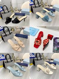 Classic Designer Slippers Womens Sandals Beach Leisure Banquet Open Edge Bead Sandals Blue Box and Dust Bag Womens High Heels