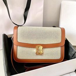 Genuine leather white clutch Shoulder sling bag Women mens Designer teen triomphe envelope cross body bags straps Luxury trunk pouch square handbag tote satchel Bag