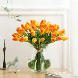 Decorative Flowers PU Tulips Artificial Home Garden Bedroom Bouquet Real Touch Decoration Wedding Ceremony Fake Decor