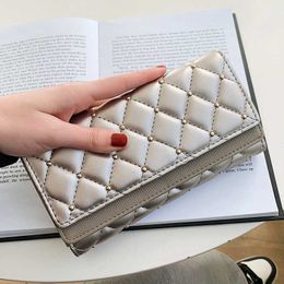 Luxury Long Ladies Wallet Quilted Soft Leather Wallets for Women Trendy Studded Decor Coin Purse Card Clutch Bag 230512