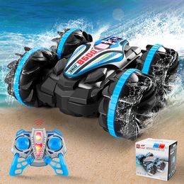 ElectricRC Car 24G Amphibious Stunt Remote Control Vehicle Double Sided Rolling Driving Technology RC Childrens Electric Toys 230512