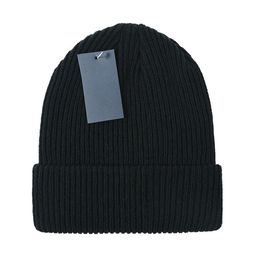 Classic Winter Knitted Beanies Men Women Designer Beanie with Ornament High Quality Skull Caps for Male Ladies