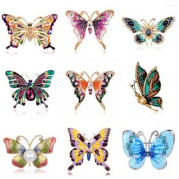 Brooches Fashion Crystal Butterfly For Women Elegant Pearl Animal Insect Brooch Pins Collar Badges Jewellery Accessories