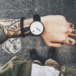 Wristwatches Top Brand Creative Quartz Watch Men Luxury Casual Black Japan Quartz-watch Simple Designer Fashion Strap Clock Male