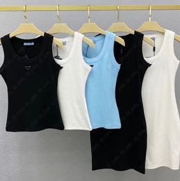 Bayan Yelek Tees Tasarımcı Kadınlar Seksi Büstiyer Kolsuz Gömlek İnce Tshirt Yaz Lady Nefes Kısa Tops