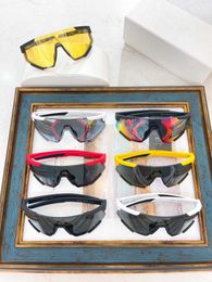 Sunglasses Brands Pair Eyewear Coastal Eyewear Coolwinks Eyewear Cr7 Eyewear Woman Beach Over Glasses Polarised Sps 04w UV400