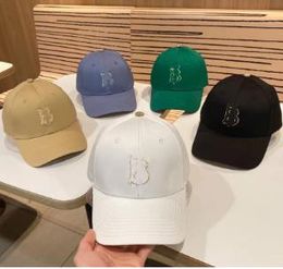 Classic alphabet embroidery new Korean version of the autumn and winter baseball cap female soft top show face small simple everything matching duck caps men