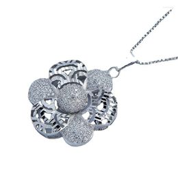 Pendant Necklaces Exaggerated Large Hollowed-out Flower Copper Alloy Inlaid With Zircon Silver-plated Necklace