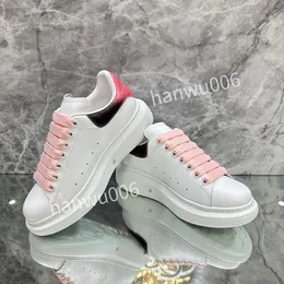 new Luxury Designer Shoes Men Womens White Luxury Designer Sneaker Lace Up Genuine Leather Sneakers Fashion Women Casual Designer Sneaker