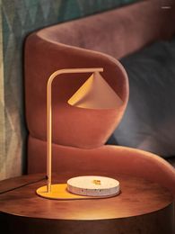 Table Lamps Nordic Lamp Bedroom Ins Girl Japanese Creative Romantic Light Luxury Macaron Desk Study Bedside